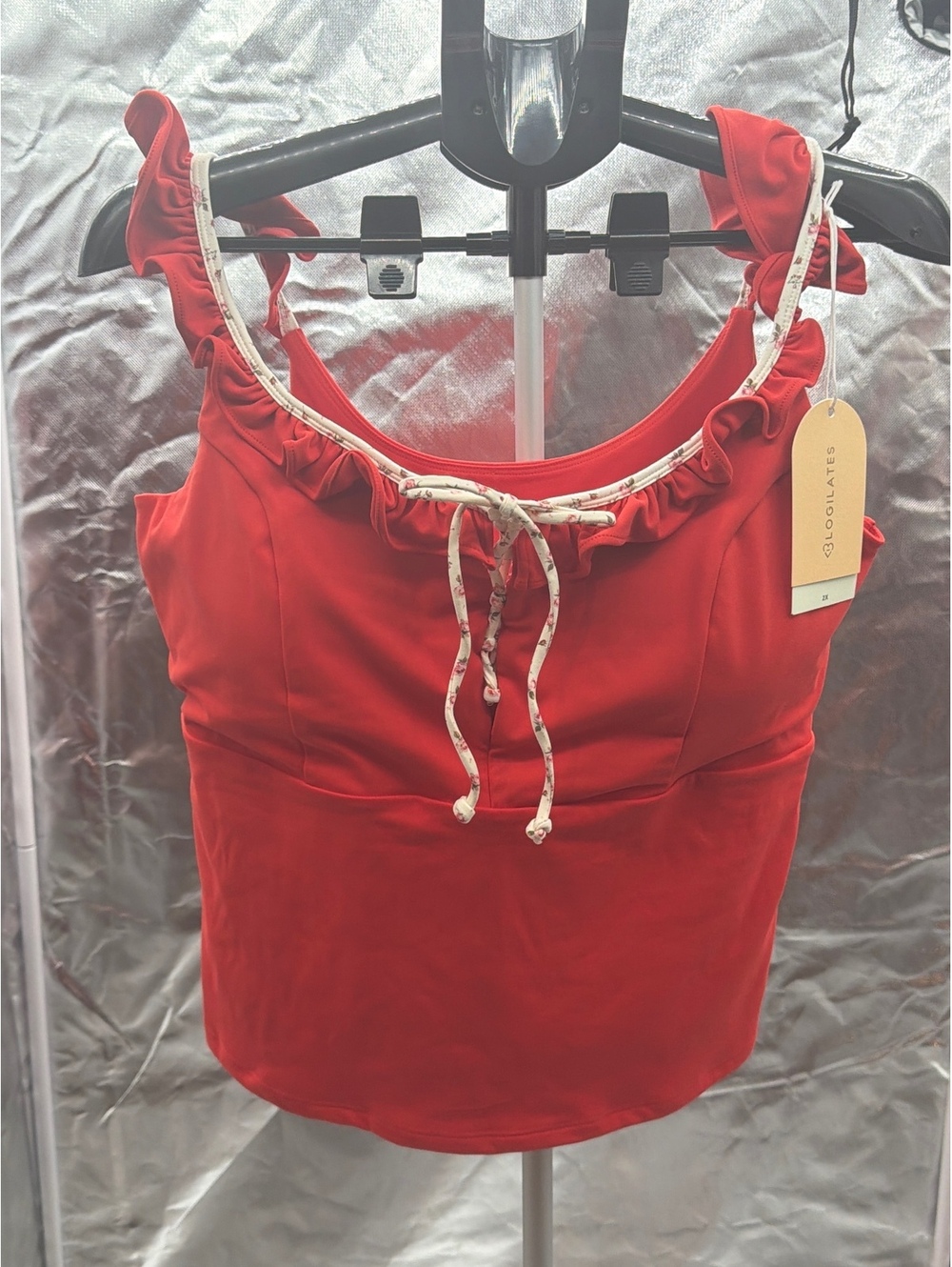 Blogilates Ruffle Lace Up Tank Top 2X Red Wide Scooped Neckline
